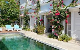 Hikari Guesthouse